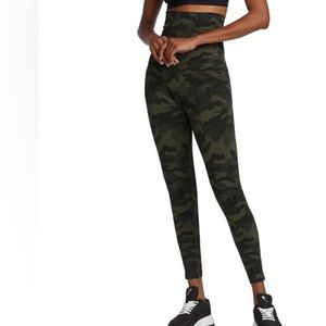 Belly Bandit Mother Tucker Green Camo Post Partum Compression Legging Size Small